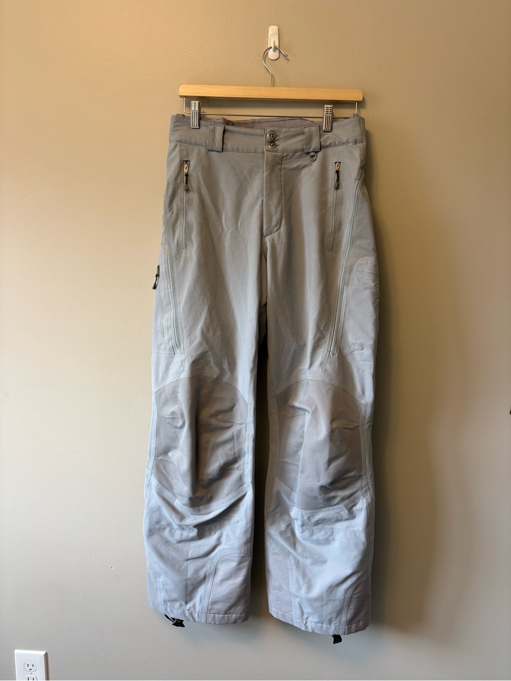 Patagonia Men’s Snow Pants / Ski Pants Size 32 Winter Gear